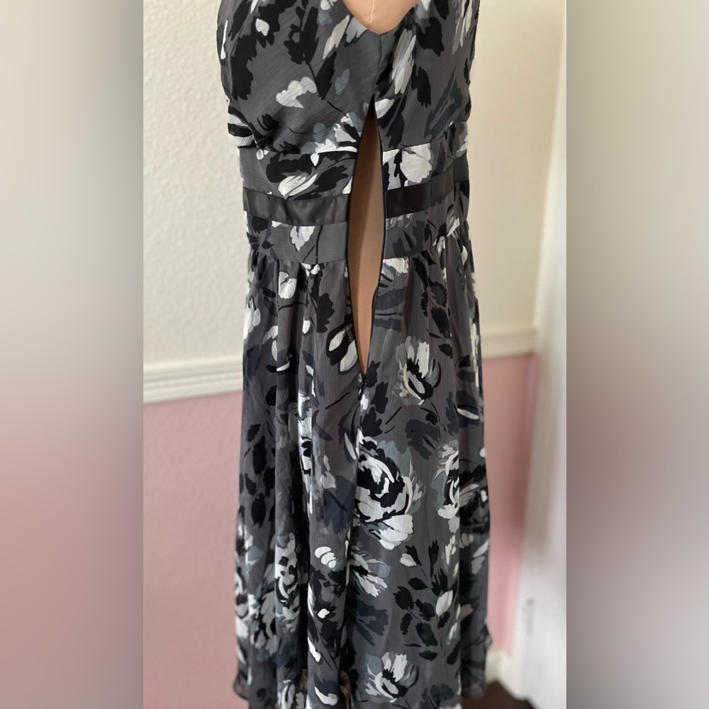 Studio I Petite dress size 12P - Picture 6 of 10